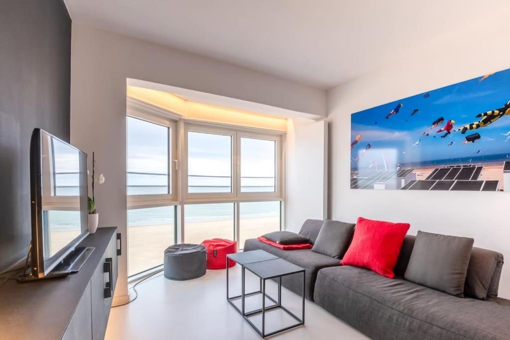 Eliza - Luxurious Apartment With Stunning Sea Views Oostende Dış mekan fotoğraf