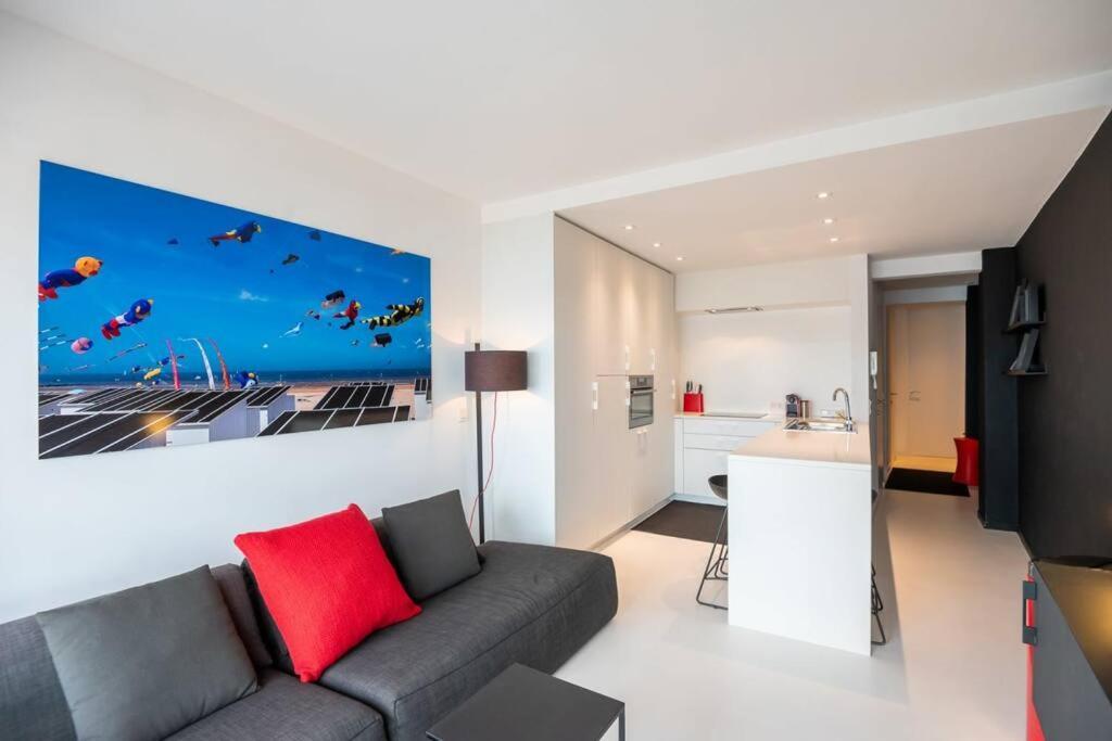 Eliza - Luxurious Apartment With Stunning Sea Views Oostende Dış mekan fotoğraf