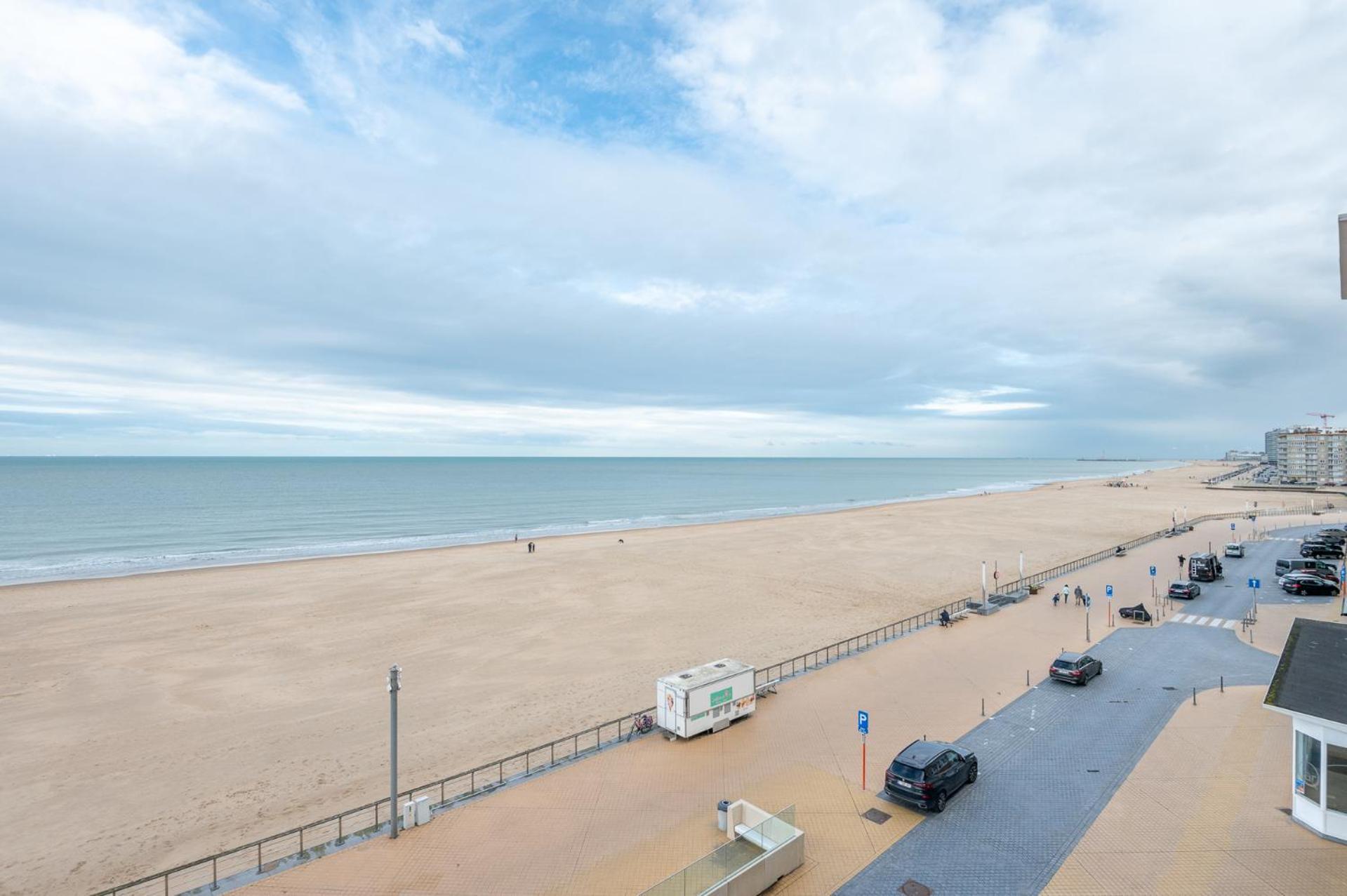 Eliza - Luxurious Apartment With Stunning Sea Views Oostende Dış mekan fotoğraf